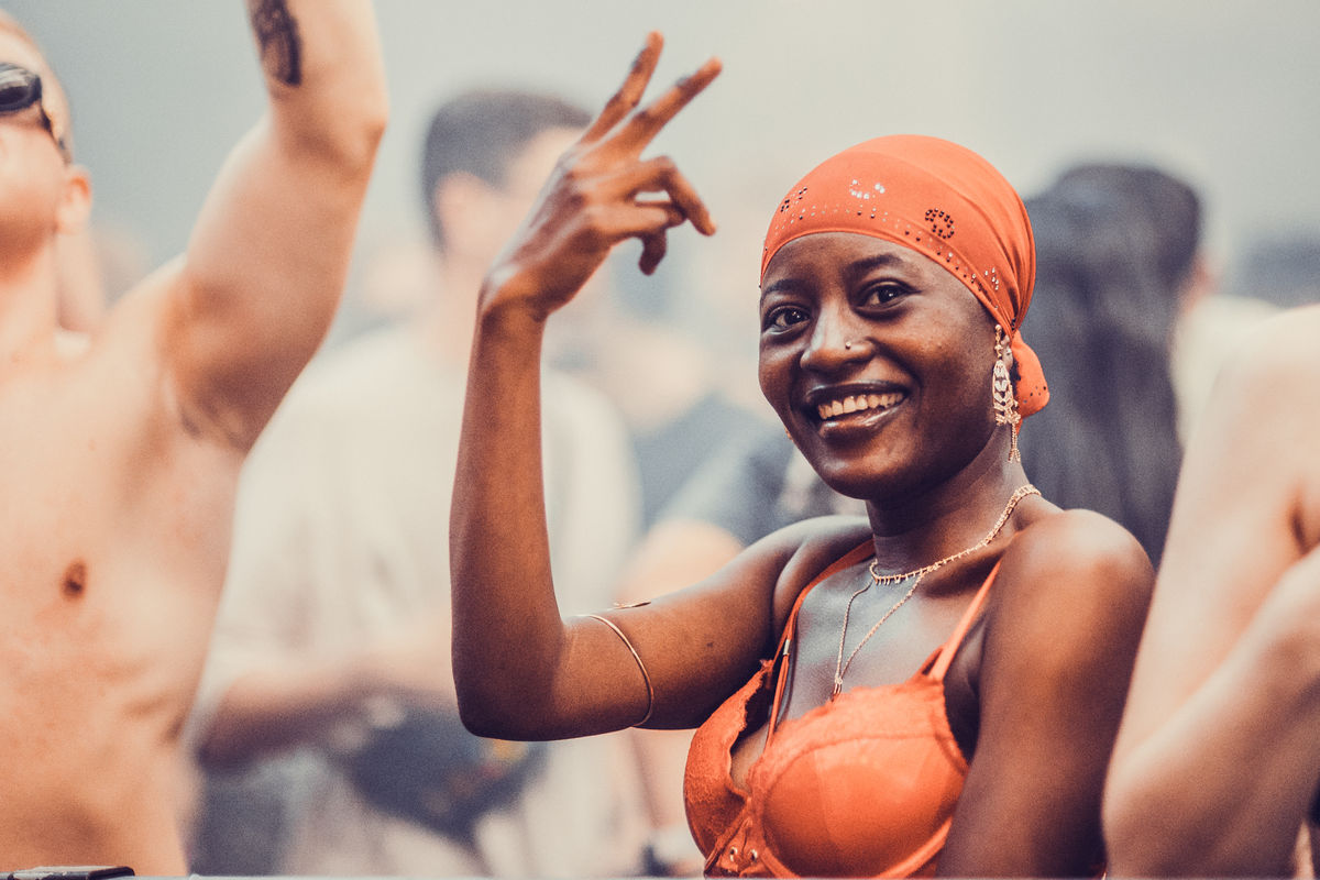 Loading... just a sec